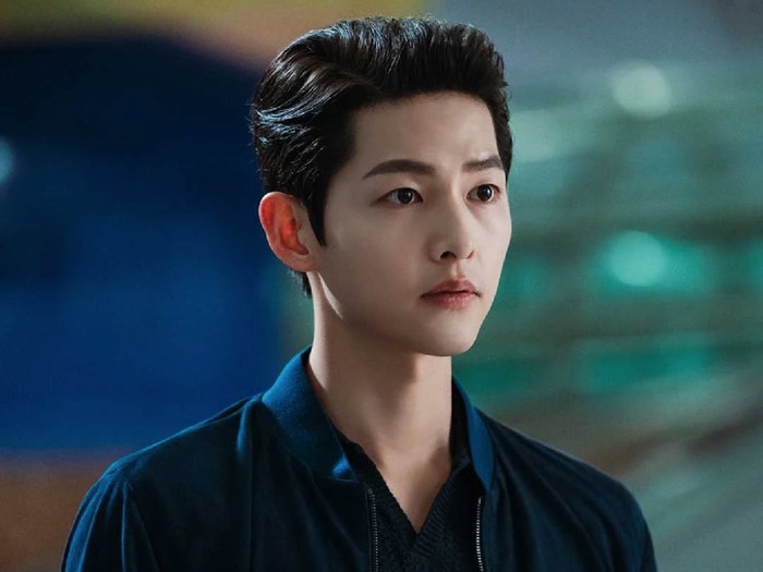 Song Joong Ki dalam drama Korea Vincenzo. Foto: dok. tvN Song Joong Ki dalam drama Korea Vincenzo. Foto: dok. tvN
