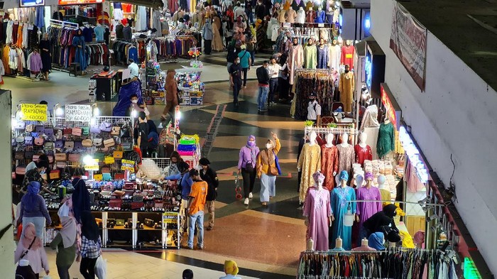 Suasana Pasar Tanah Abang, Selasa (4/5/2021) pukul 09.20 WIB