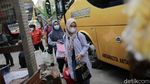Terminal Bayangan Lebak Bulus Ramai Banget Gaes
