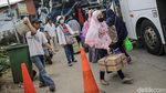 Terminal Bayangan Lebak Bulus Ramai Banget Gaes