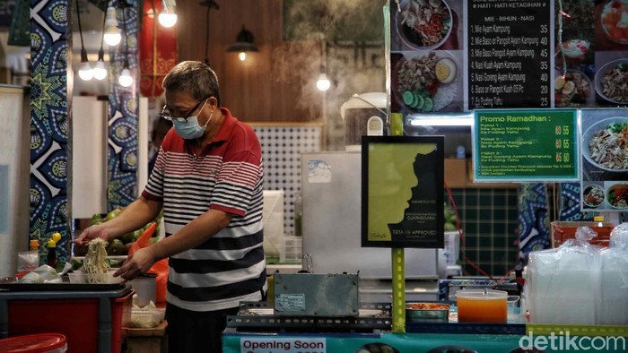 Festival kuliner dan kerjinan Ramadhan digelar di Mal Artha Gading, Jakarta. Selain kulineran Anda juga bisa lho berburu kerajinan.