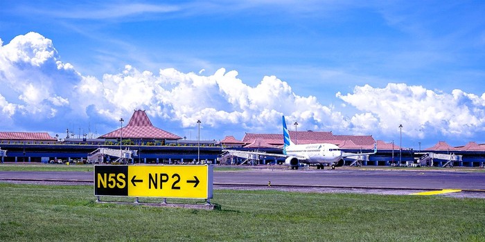 Masa larangan mudik akan berlaku mulai 6-17 Mei. Bandara Juanda Surabaya menerapkan tiga momen pengetatan.