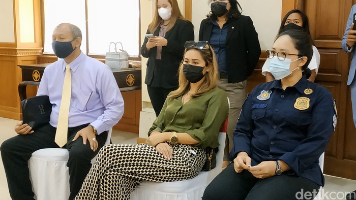 Bule prank masker dideportasi dari Bali