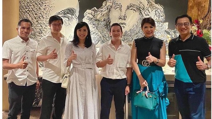 Jordi Onsu makan malam crazy rich Surabaya