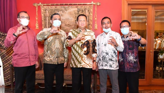 Ketua MPR Ingatkan Semua Badan Publik Jalankan Keterbukaan Informasi