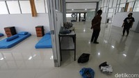 Kemudian pemudik yang masih nekat pulang saat larangan mudik 6 Mei 2021 harus melaksanakan karantina lima hari di STP maupun hotel yang telah disiapkan.  