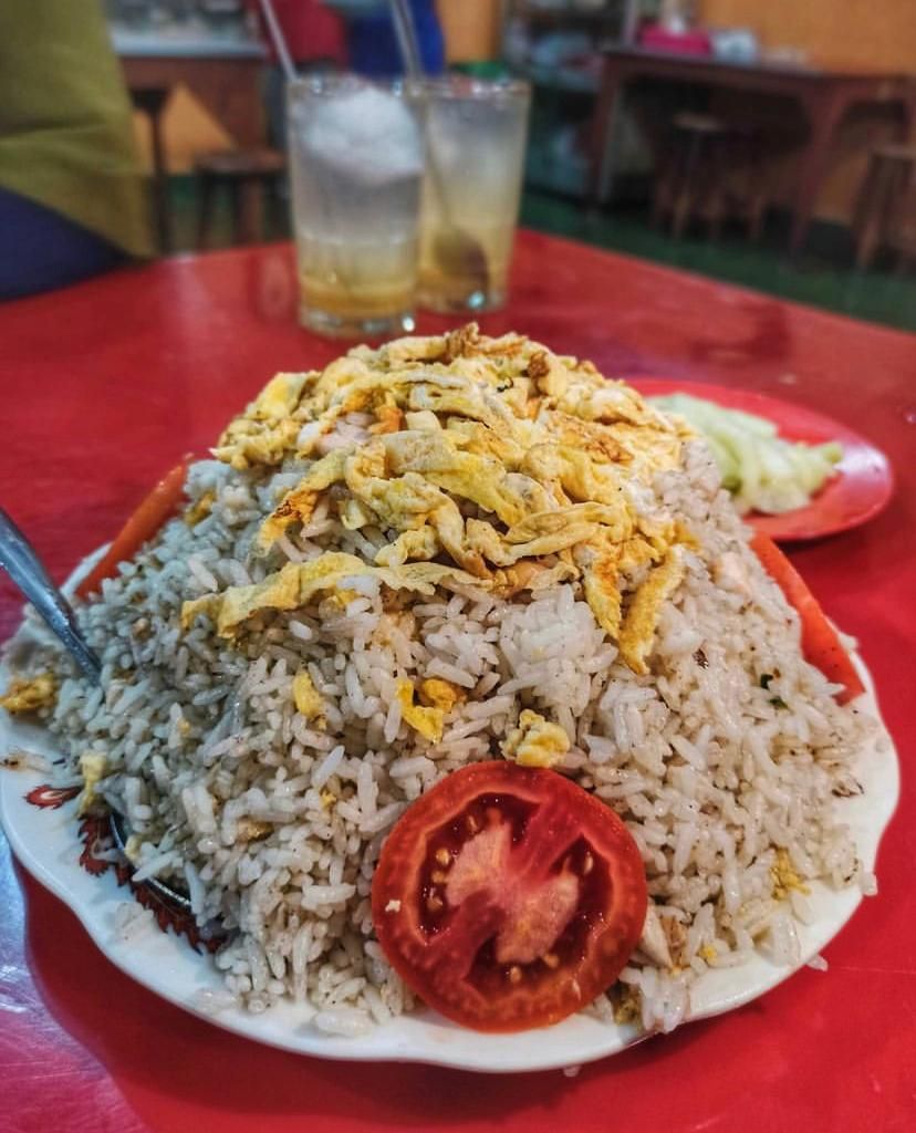 Porsi Tukang Gali! Makan 5 Nasi Goreng Murah Ini Dijamin