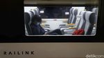 Sunyi Sepi Kereta Bandara Jelang Berhenti Operasi Sementara