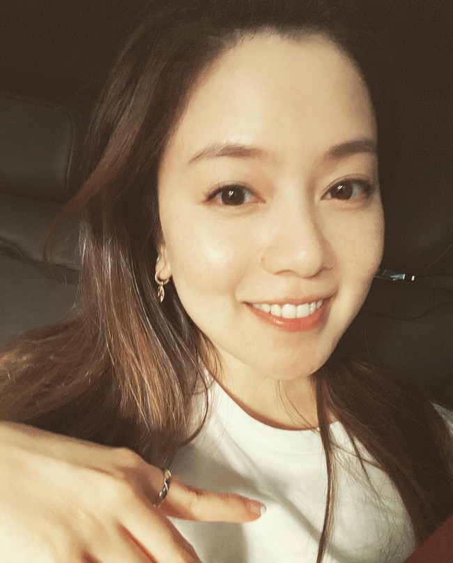 Selain akting, Reen Yu juga beberapa kali jadi model video klip sejumlah musisi Taiwan. Foto: Instagram/@f.reenyu