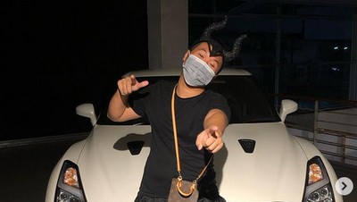 Gaya Mewah Crazy Rich yang Viral Keliling Rumah Pakai Ojol