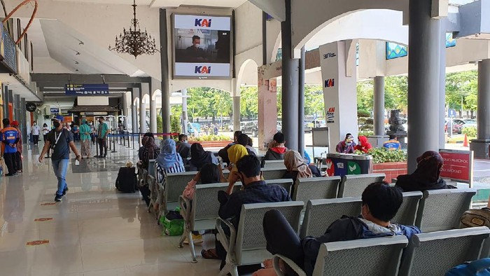 stasiun gubeng