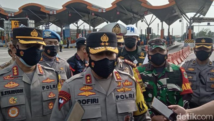5 ribu kendaraan diputarbalikkan petugas di hari pertama larangan mudik