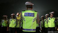 Dirlantas Polda Metro Jaya Kombes Sambodo Purnomo Yogo meminta agar para anggota dapat mempersiapkan rute penyekatan.
