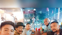 Berbagai doa dan dukungan untuk sembuh pun disampaikan oleh rekan artis, mulai dari Ruben Onsu Vega Darwanti dan Melaney Ricardo. Semuanya mengharapkan kesembuhan Sapri. Foto: Instagram @sapri_pantun