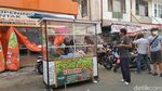 Foto: Berburu Takjil di Banda Aceh