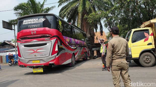 Bus AKAP Diam-diam Bawa Penumpang di tengah larangan mudik