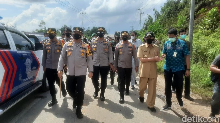 Gubernur hingga Kapolda Riau Cek Perbatasan.