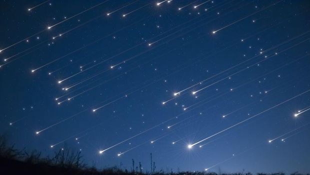 Ilustrasi hujan meteor. (Dok: Freepik)