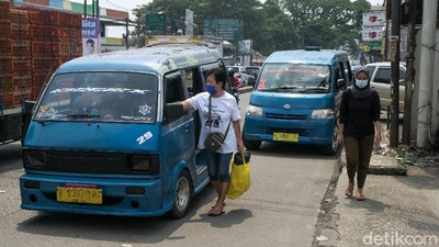 Ini Dia Biang Keladi Macet Mengular di Pasar Parung