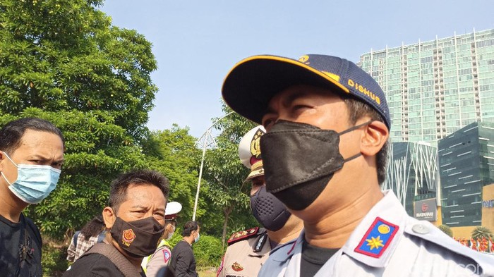 Kepala Dinas Perhubungan Kota Surabaya Irvan Wahyudrajat