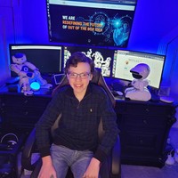 Dilansir WCNC, bahkan sebelum memasuki masa remajanya Mike akan lulus dari kampus Rowan-Cabarrus Community College sebelum tujuh hari kemudian lulus dari Concord Academy High School sebagai valedictorian atau siswa berprestasi yang akan berpidato di acara kelulusan. Foto: Instagram @mike_aighost