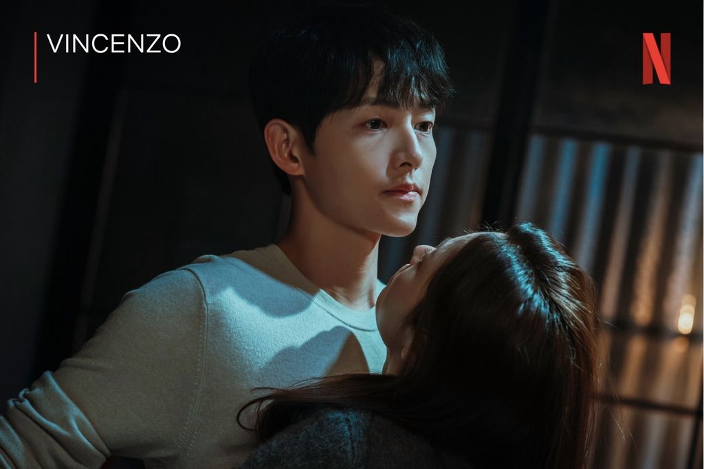 Momen Mesra Song Joong Ki dan Jeon Yeo Bin di Vincenzo 2 Momen Mesra Song Joong Ki dan Jeon Yeo Bin