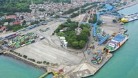 Pelabuhan ini hanya akan melayani penyeberangan untuk distribusi logistik atau kebutuhan pokok dan penumpang yang berizin khusus.  