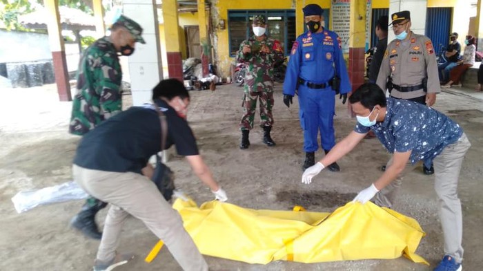 Penemuan mayat di perairan Pati, Kamis (6/5/2021).