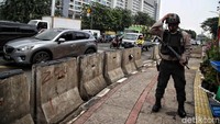 Pos tersebut diisi beberapa personel gabungan untuk melakukan penindakan.