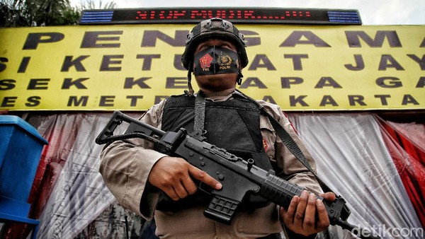 Persiapan Pengamanan Pos Operasi Ketupat Jaya Jakut