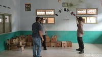 Kapolres Pekalongan Kota, AKBP Mochammad Irwan Susanto, pada detikcom saat ditemui di lokasi, Kamis (06/05), menjelaskan, lokasi kejadian dalam kondisi sudah bersih, sehingga menyulitkan pihaknya melakukan penyelidikan.  