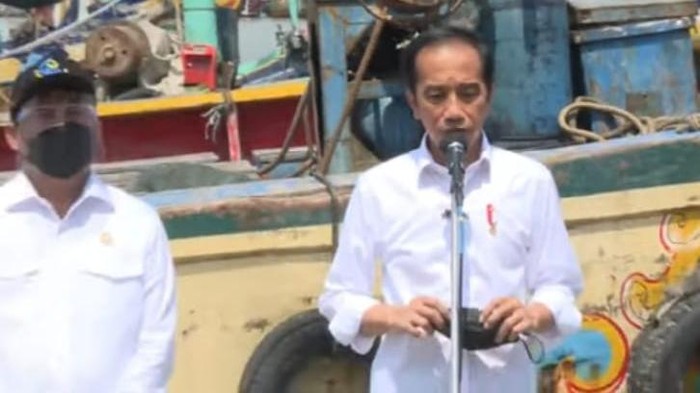 Presiden Jokowi Bertemu Nelayan di TPI Brondong Lamongan
