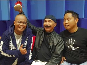 Tangis Sang Istri Dengar Kabar Kepergian Sapri Pantun