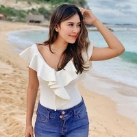 Unggahan di akun TikTok @syahnazsadiqah itu pun mendapatkan 355 ribuan lebih like dan ribuan komentar. Banyak netizen berasumsi kalau video tersebut menyindir Ayu Ting Ting yang sempat digosipkan menjalin hubungan khusus dengan Raffi Ahmad. Foto: Instagram/@syahnazs, @nissyaa