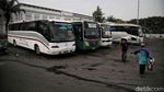 Hari Pertama Larangan Mudik Terminal Tanjung Priok Sepi