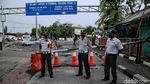 Hari Pertama Larangan Mudik Terminal Tanjung Priok Sepi
