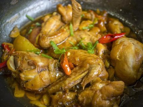 5 Resep Semur Daging, Ayam dan Tahu yang Manis Gurihnya Bikin Nagih