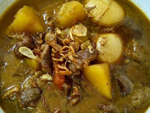 5 Resep Semur Daging, Ayam dan Tahu yang Manis Gurihnya Bikin Nagih