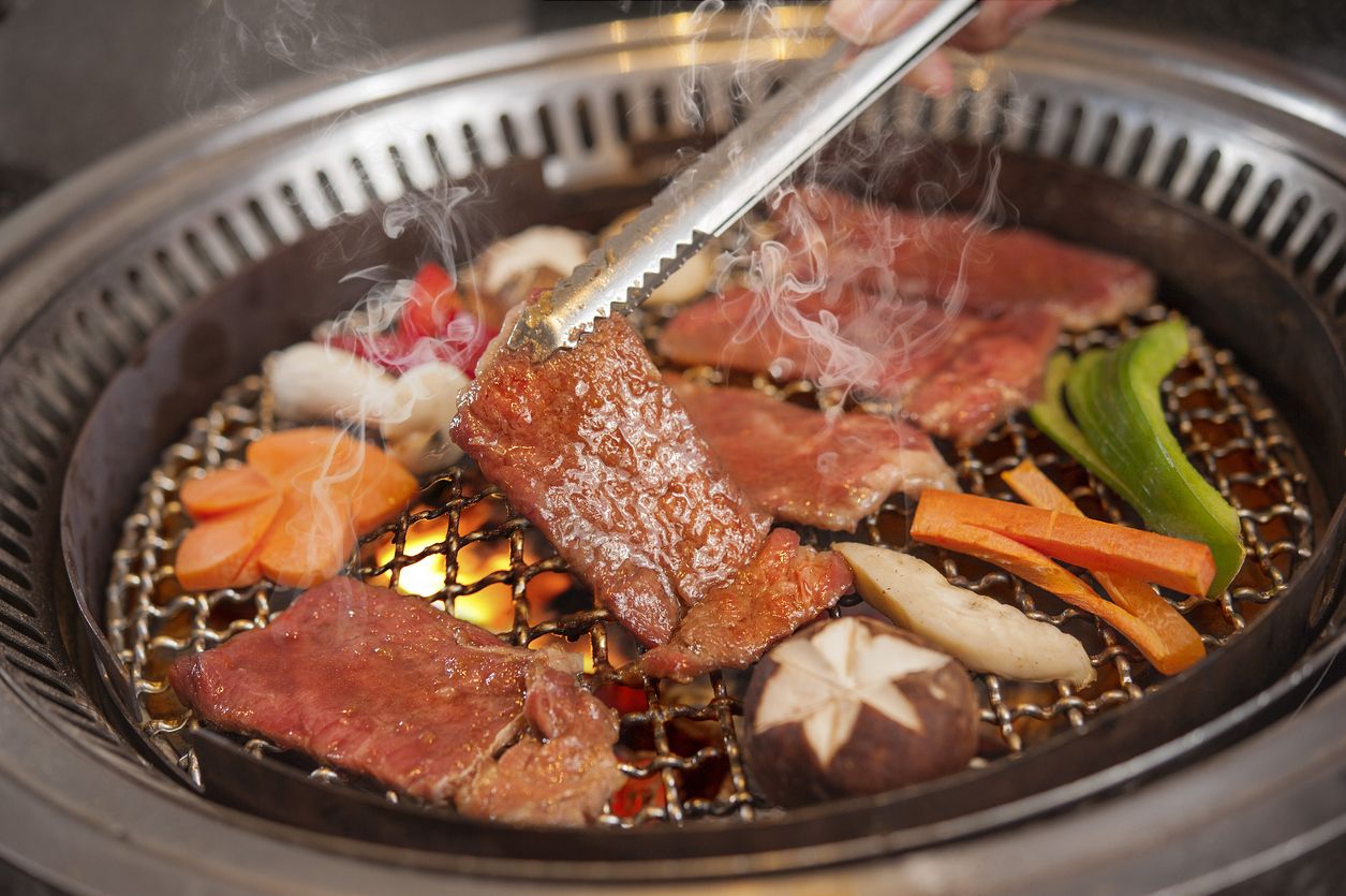 5 Tips Makan di Restoran 'AYCE' Agar Tidak Buang-buang Makanan