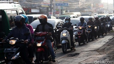 Ada Check Point Larangan Mudik, Jalan Cileunyi-Cibiru Macet