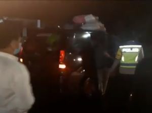 Akal Bulus Pemudik Jalan Tengah Malam Hindari Penyekatan