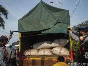 Truk Dilarang Melintas Poros Maros Selama Mudik, Terkecuali Angkutan Logistik