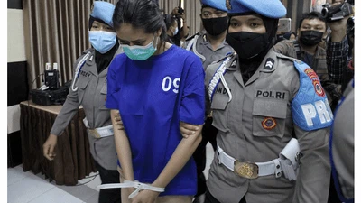 Foto Populer Sepekan: Pelaku Takjil Sianida Ditangkap-Mudik Lokal Dilarang