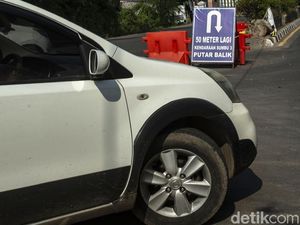 Pos Penyekatan Mudik di Karawang Diterobos Motor, Polisi Perketat Penjagaan