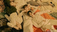 HIGHLIGHT comeback 2,5 tahun hiatus. Foto: (Fotografer: Kim Ju Myeong)