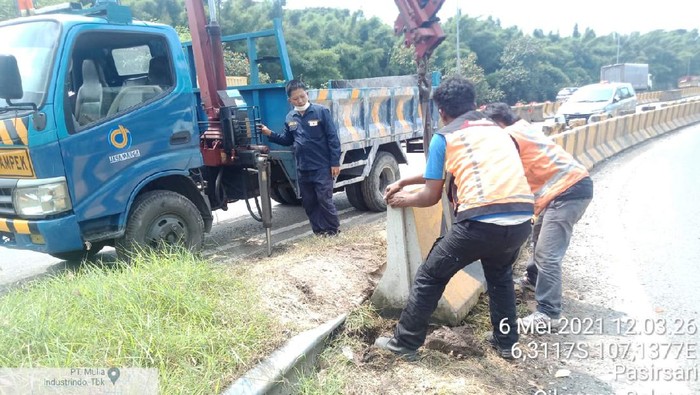 Jasa Marga menambah barrier beton cegah pemudik nekat