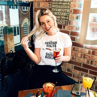 Menurutku, menggunakan gambar orang lain secara online itu ilegal, karena mereka menggunakannya sebagai upaya untuk mengelabui atau menipu orang agar seseorang percaya bahwa dia adalah orang lain, ungkap Jess pada 2019 lalu.  Foto: dok. Instagram/@_jessdavies