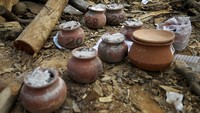 Data terbaru otoritas India juga melaporkan 3.915 kematian akibat Corona dalam sehari. AP Photo/Aijaz Rahi  