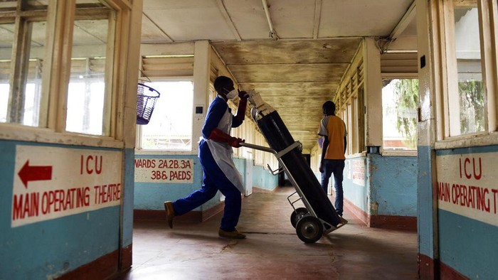 Ngeri! Dalam Sepekan, Ada 1,57 Juta Kasus Corona di India New Delhi - India kembali melaporkan rekor tertinggi untuk kasus harian virus Corona (COVID-19) di wilayahnya, dengan mencatat lebih dari 414 ribu kasus dalam 24 jam terakhir. Ini berarti selama sepekan terakhir, India mencatat 1,57 juta kasus Corona di berbagai wilayahnya.