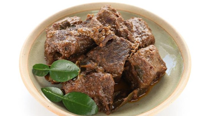 Rendang Daging Sapi Asli Padang, Rendang Darek dan Rendang Pesisir
